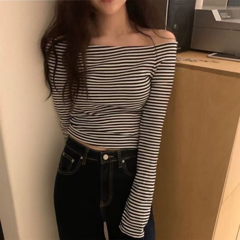 Slim Fit Ribbed Off-Shoulder Tee