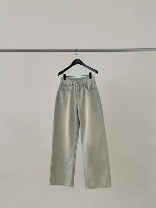 High Rise Relaxed Denim Pant